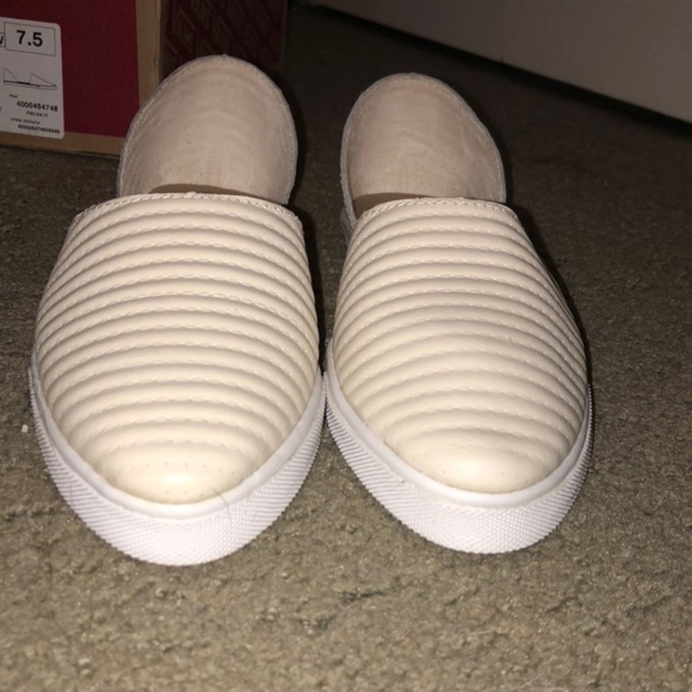 BRAND NEW SLIP-ON SKIMMER VANS